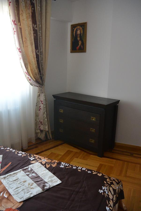 Star Apart Ramnicu Valcea Bagian luar foto